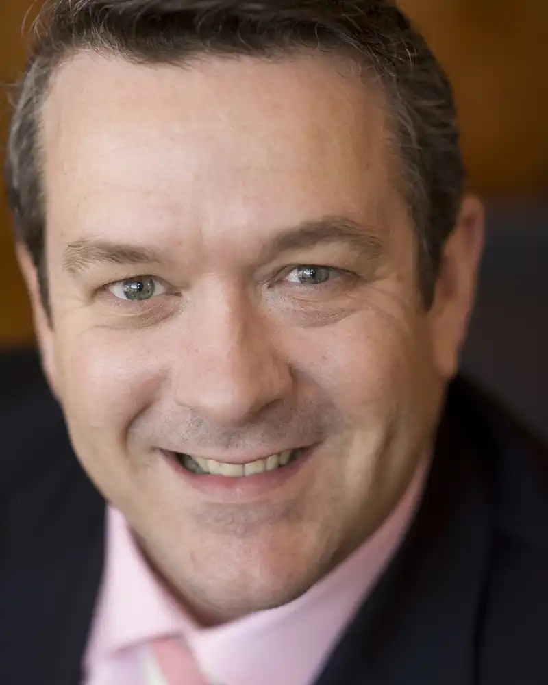 Dr Andrew Scott
